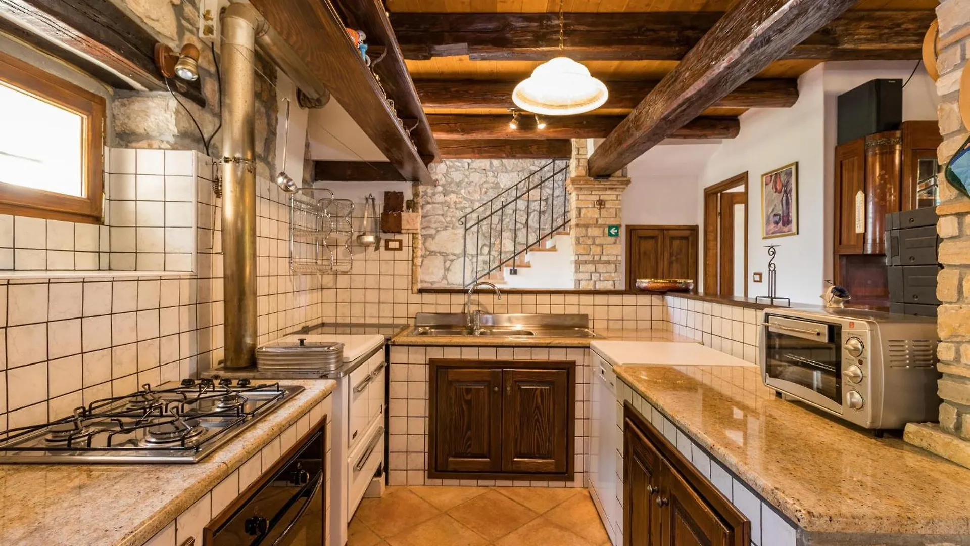 度假居 Awesome Home In Kosinozici With Kitchen